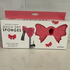 BOW shaped coquette kitchen sponges!!  Cutest bow design.